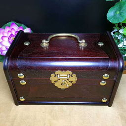 传统工艺的典雅守护 血檀木全榫卯首饰盒